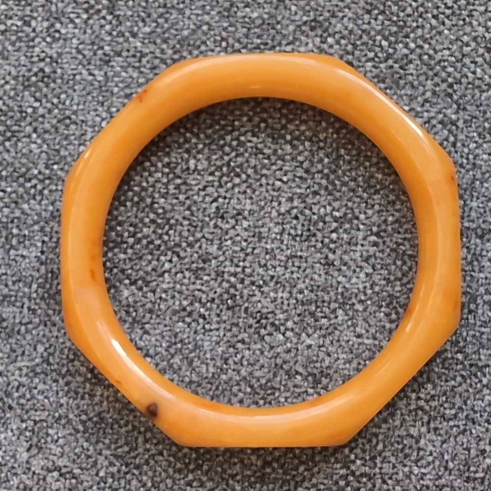Pair Bakelite Bangle Bracelets Octagonal (Tested,… - image 4